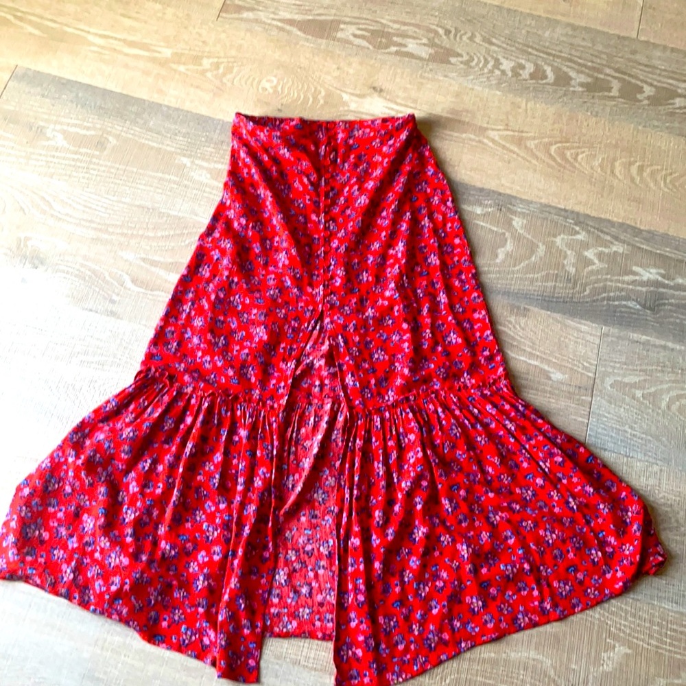 Long comfortable skirt